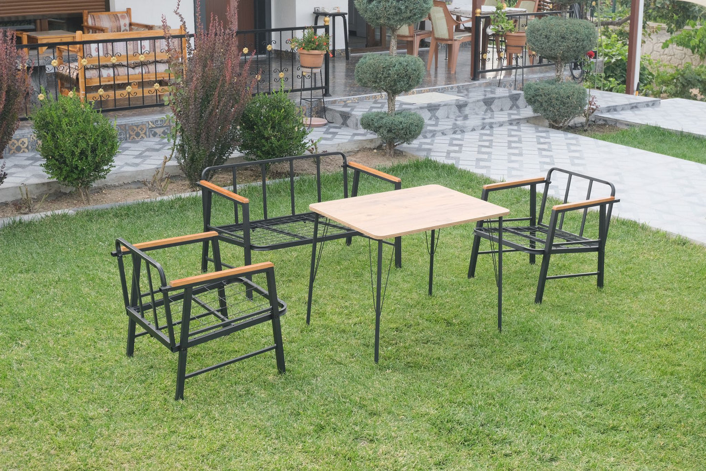 Bahçe ve Balkon Takımı - Sehpalı